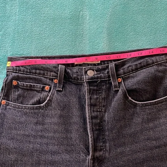 Levi’s Ribcage Straight Ankle buttonfly black denim jeans waist 30 - Picture 10 of 16